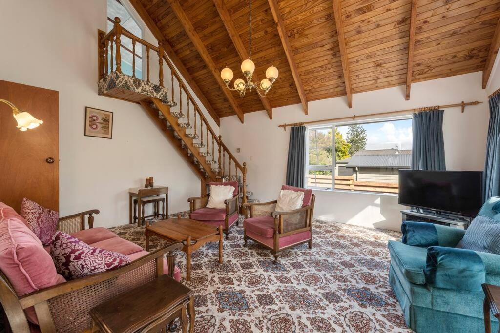 Villa Charming Hideaway à Lac Lac Taupo Extérieur photo